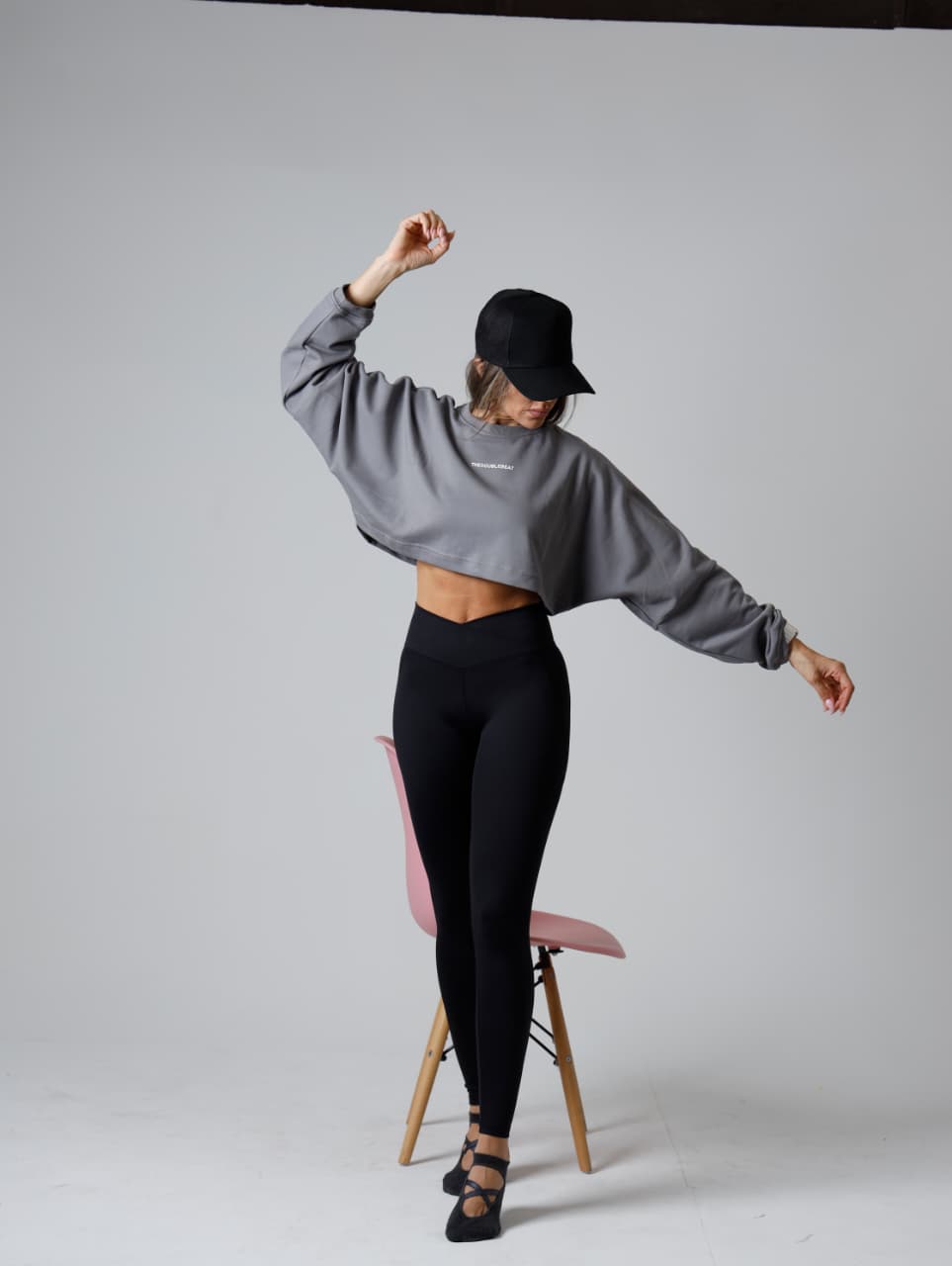 V-cut Legging